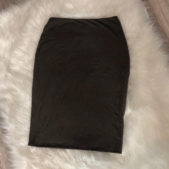 Wilfred skirt aritzia pencil army green olive - Picture 3 of 4